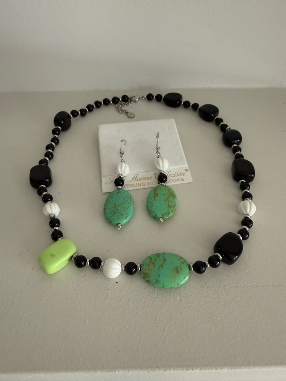 Saks Fifth Avenue Genuine Agate Set Necklace with Earrings